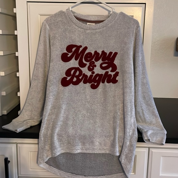 Royce Brand Tops - Women's Crew Neck Split Hemline Christmas Soft Cuddle Knit Top Size Small